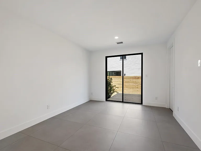 1502 Primrose St — Photo 19