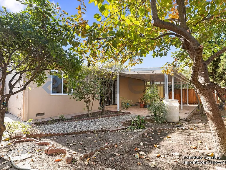685 Carmar St — Photo 21