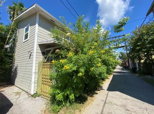 1217 Market St, Galveston, TX 77550