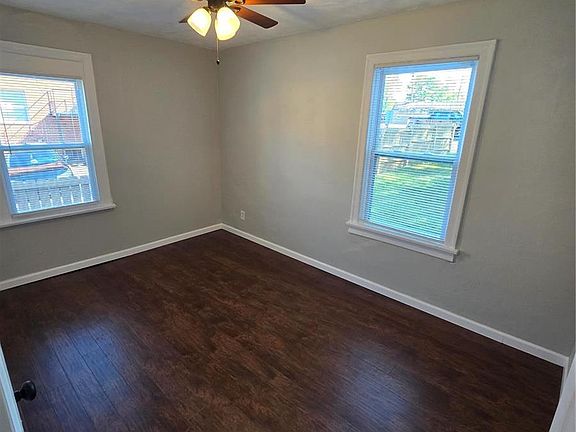5th image of 2154 Penfield Ave