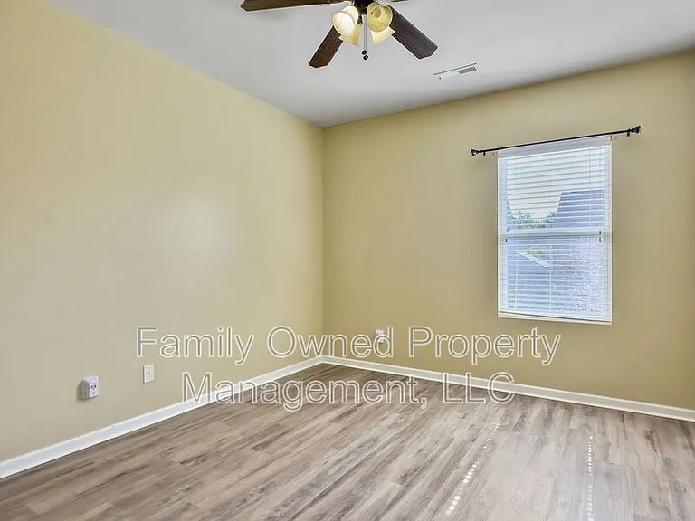 1834 Chickasaw Dr — Photo 25