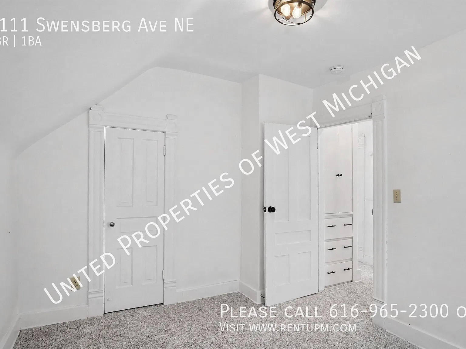 Available Now! | 2 bedroom, 1 Bathroom Upper Level Apartment in the Creston Neighborhood | Detach... — Photo 2