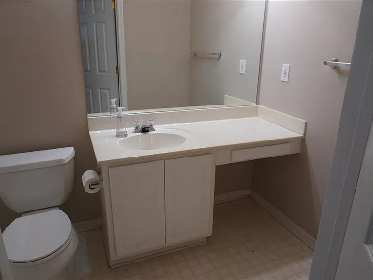 71 Highoak Dr NE #13 — Photo 15