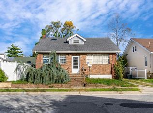 75 Ingraham St, Hempstead, NY 11550