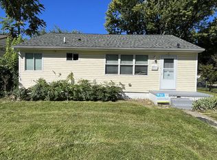 1640 S Harris Rd, Ypsilanti, MI 48198