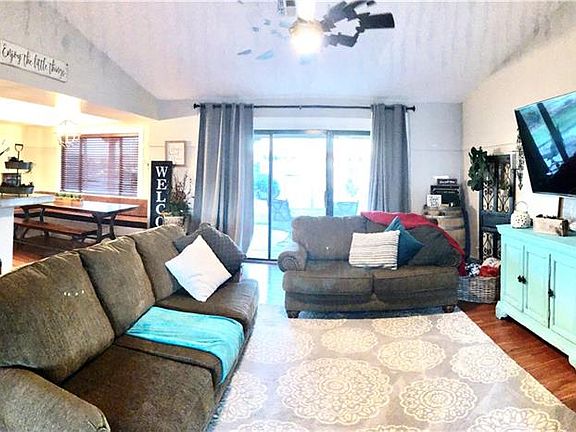 4th image of 5699 S Desert Lakes Dr