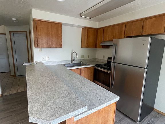 3rd image of 1518 Pacific Ave N #1518