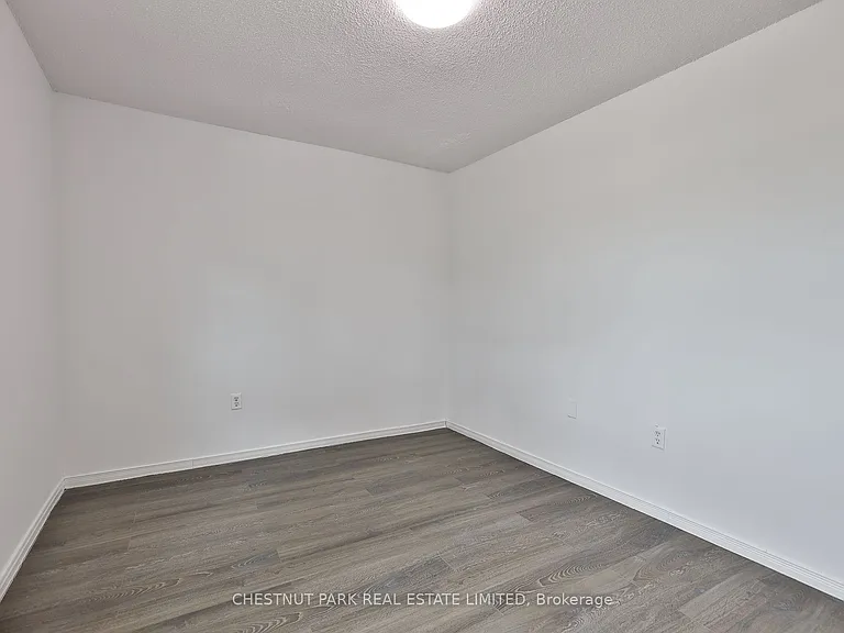 900 Glen St #218 — Photo 25