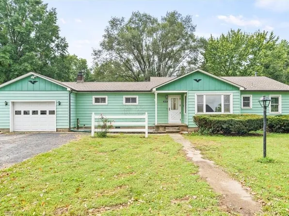 111 Park Ave, Buckner, MO 64016