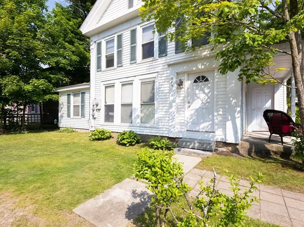 209 South St, Wrentham, MA 02093