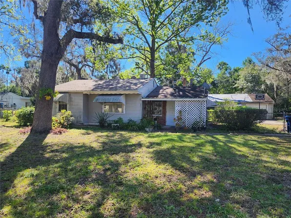 808 W Lowry Ln, Tampa, FL 33604