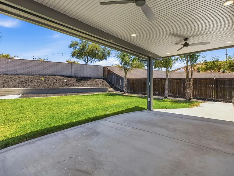 23856 Silver Summit Ct — Photo 28