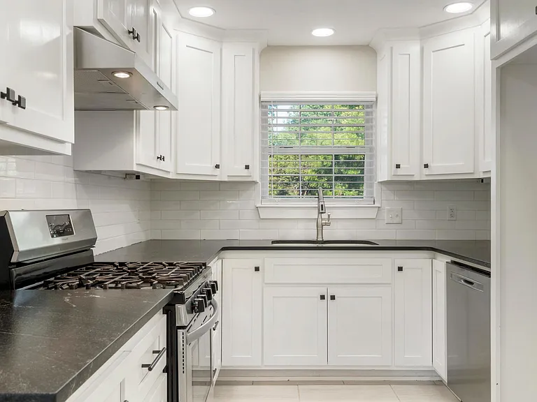 1811 S 148th West Ave — Photo 23