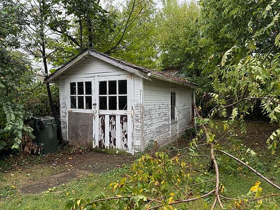 5th image of 1703 De Armand Ave