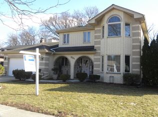 2331 Lechner Ln, Des Plaines, IL
