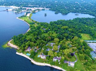 6 S Manursing Is, Rye, NY 10580