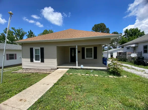 1211 E Elm St, West Frankfort, IL 62896