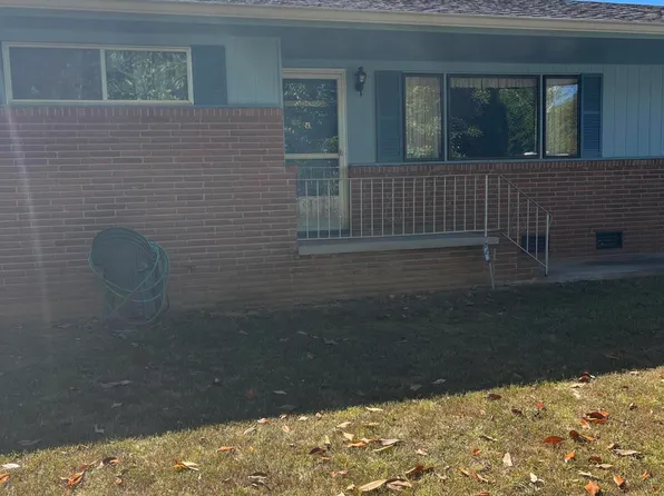 58 Reynolds Dr, Rossville, GA 30741