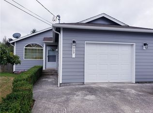 909 Anderson St, Elma, WA 98541