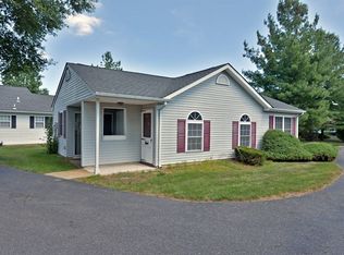 15 Jaffreyton Close, Freehold, NJ 07728
