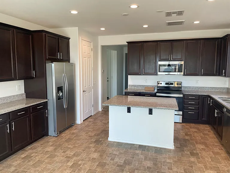 1643 E Paul Dr — Photo 7