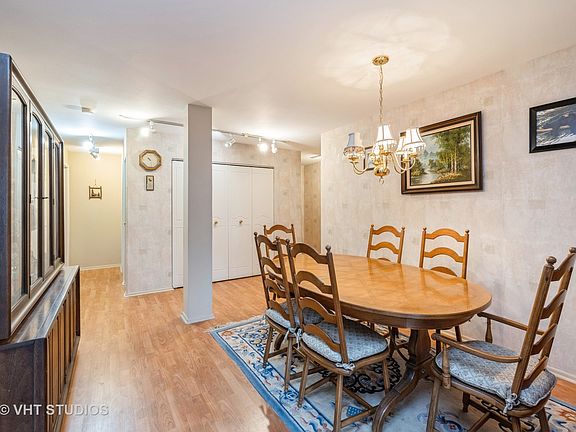 3rd image of 235 Marengo Ave APT 5F