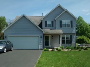 5 Carriage Ln, Avon, NY 14414