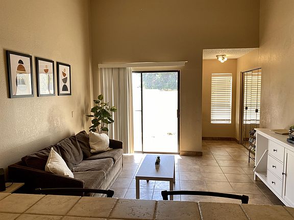 5th image of 850 S River Dr #1