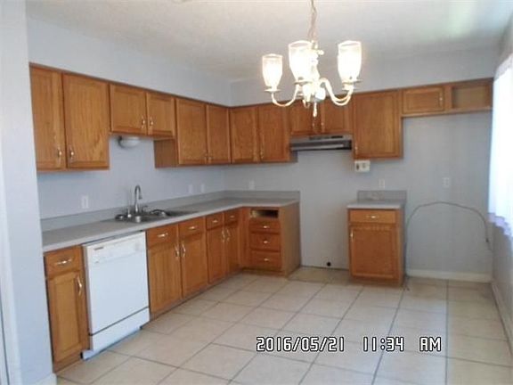 2nd image of 104 Knights Dr