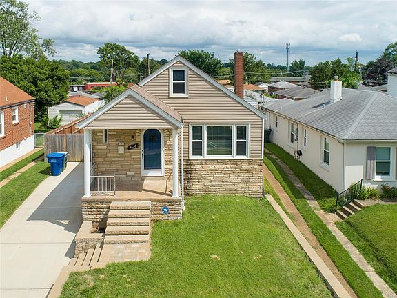 3rd image of 4616 Leona St
