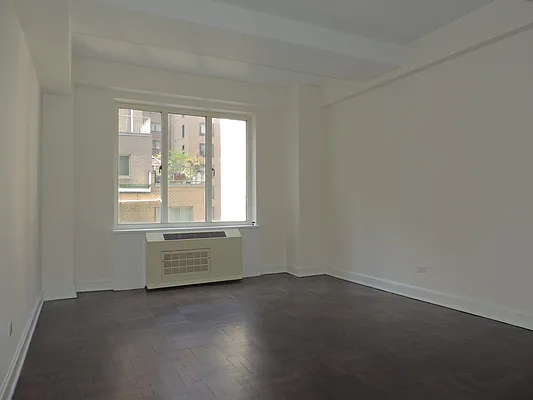 Rented by essential NEW YORK Real Estate | media 20