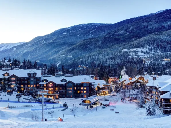 2202 Gondola Way #303, Whistler, BC V8E 0M7