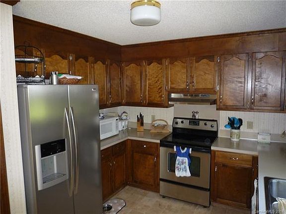 2nd image of 8513 Brookstead Dr