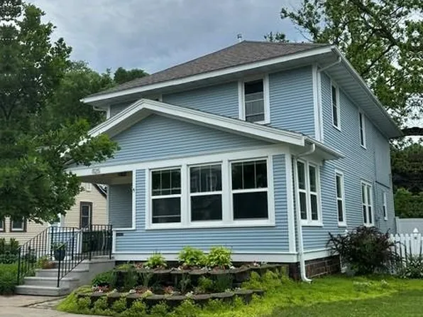 1125 W Mark St, Winona, MN 55987