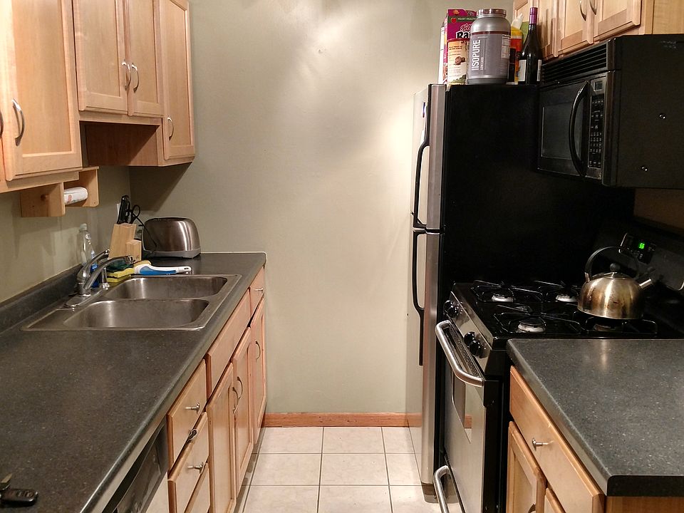 1st image of 2112 Garfield Ave APT 8