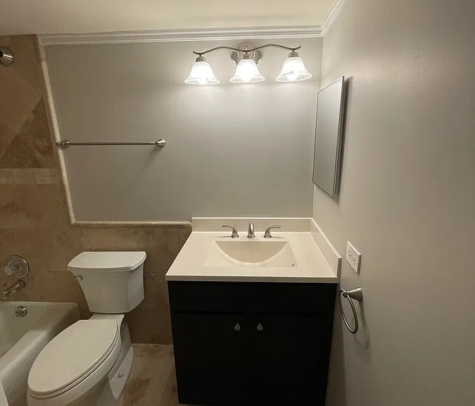 5125 Blodgett Ave #102 — Photo 13