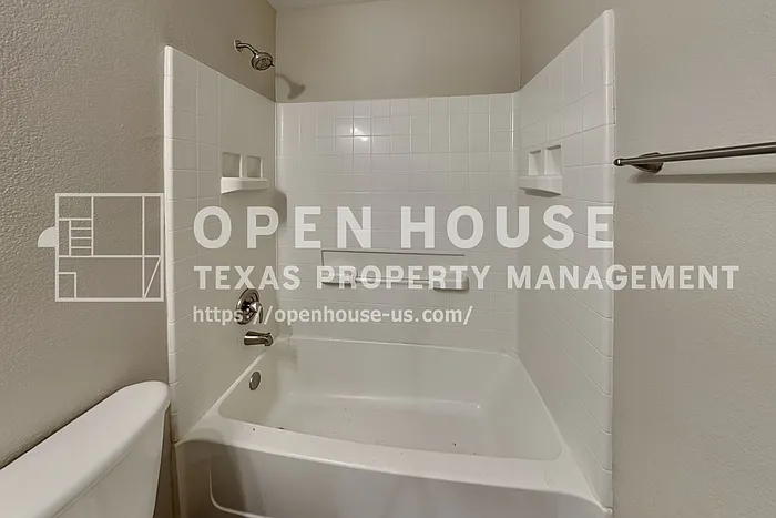 12141 Thicket Bend Dr — Photo 15
