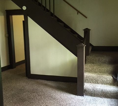 3rd image of 207 N Sheffield Ave