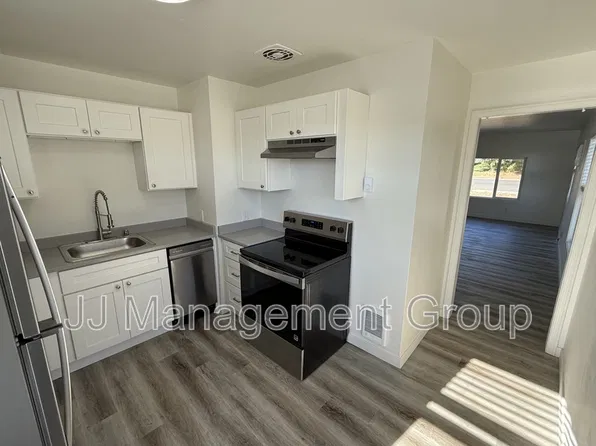 1221 2nd St, Cheney, WA 99004