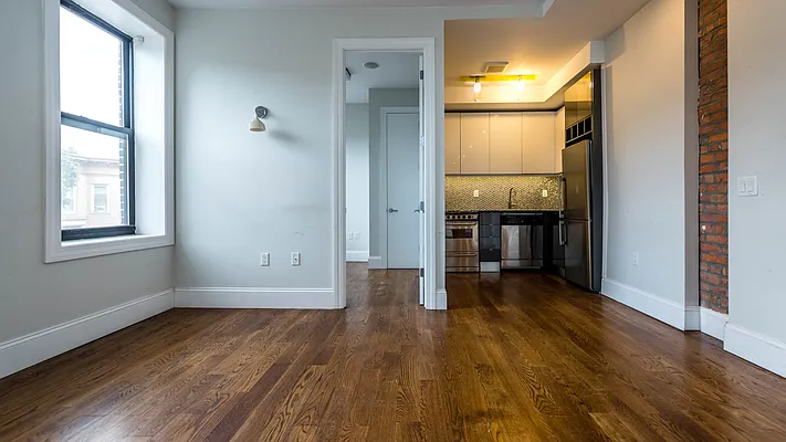 Rented by Nooklyn NYC LLC | media 45
