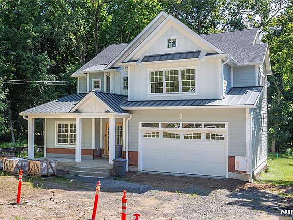 2nd image of 203 Pascack Road