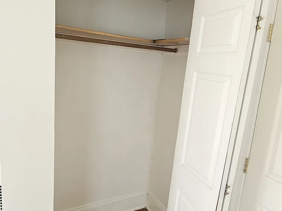 95 Bedford Ave #1