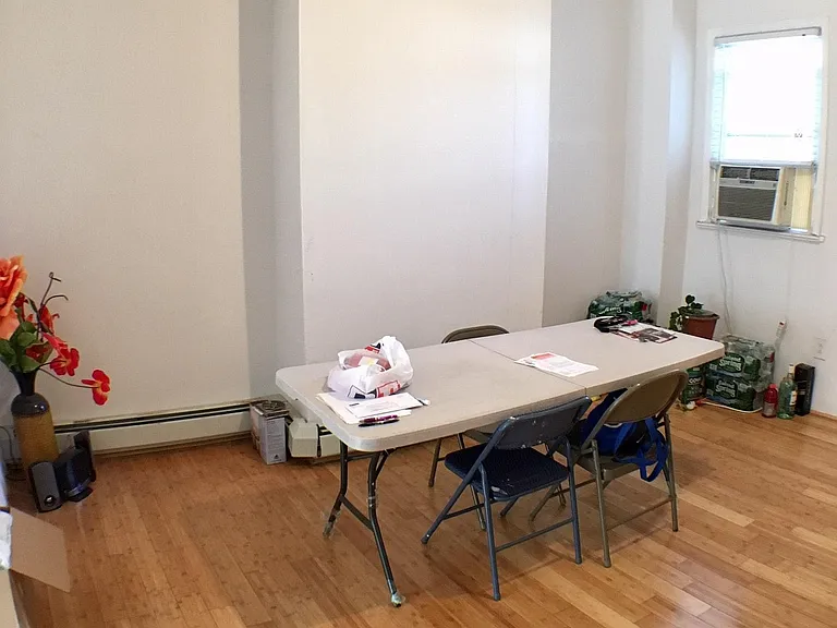 80 Thorne St #1 — Photo 3