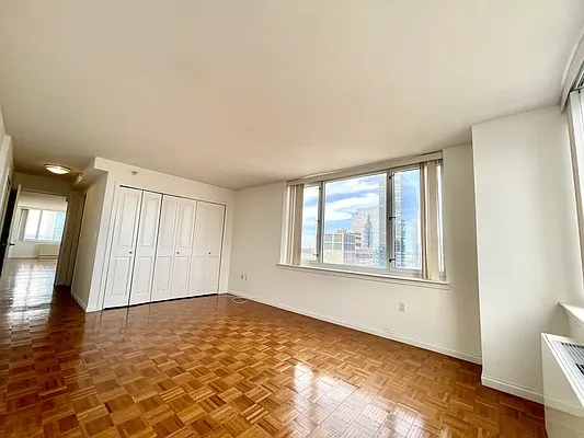 Rented by Addison Property Group | media 21