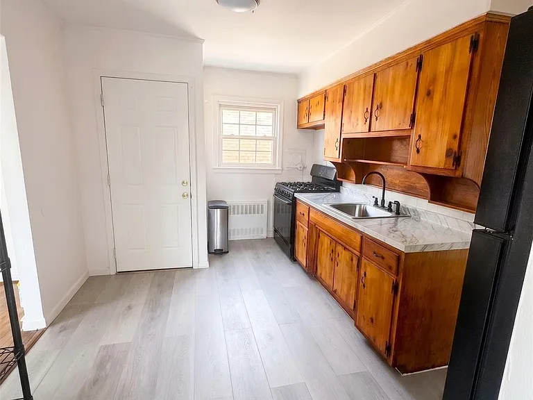 2711 Deerfield Rd — Photo 3