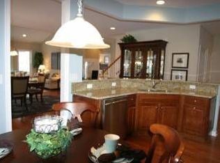 5 Camden Ct, Wakefield, RI 02879