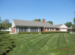 1720 S Gretchen Ave, Grand Island, NE 68803
