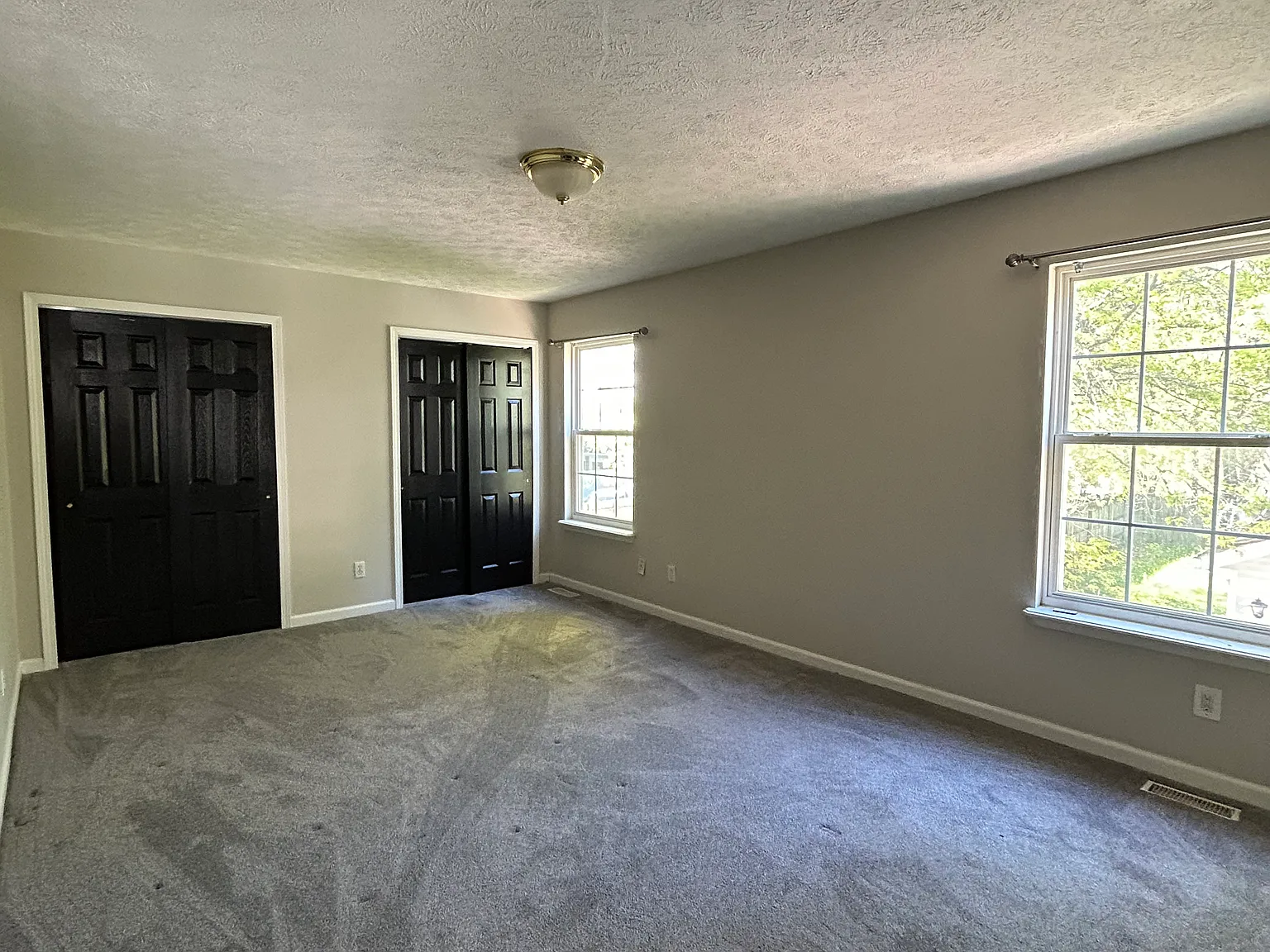6211 Heisley Ave — Photo 1