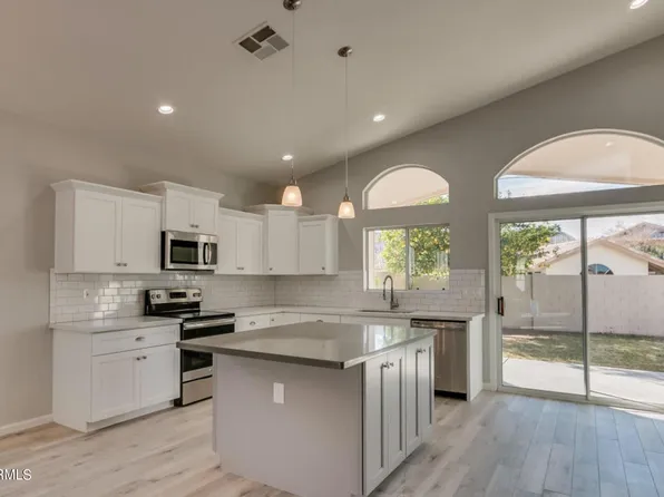 320 S APACHE Drive, Chandler, AZ 85224