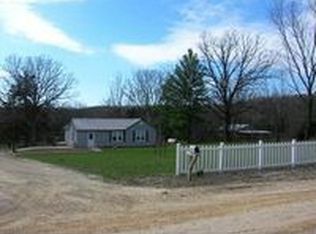 14220 Swift Rd, Henley, MO 65040